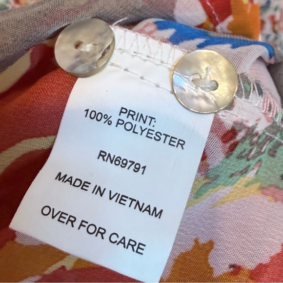 Colorful Floral Women's Blouse - Picture 5 of 8